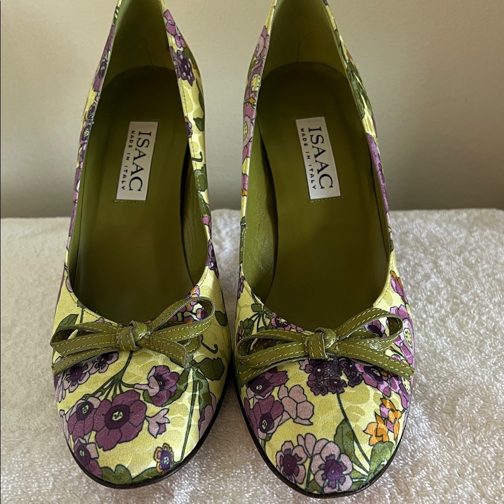 Isaac Mizrahi Floral Heels in Green and Purple